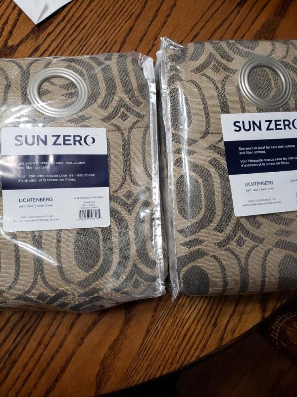 UN BOXING SUN ZERO CURTAINS