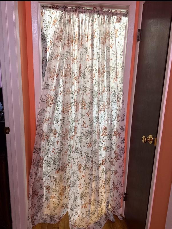 Customer carousel item 1.