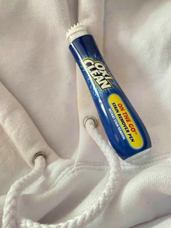 OxiClean On The Go Stain Remover Pen for Clothes and Fabric, to Go Instant  Stain