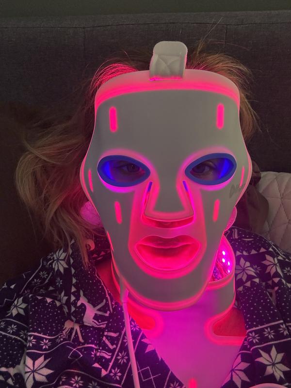 Customer carousel item 8.