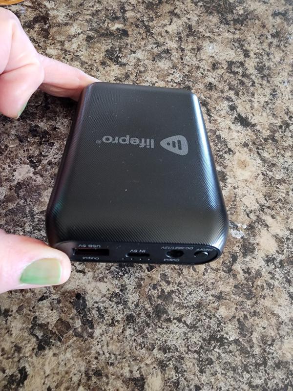 Customer carousel item 5.