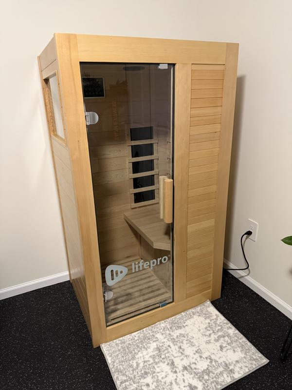 Customer carousel item 1.