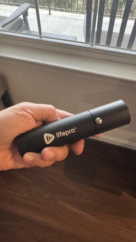 Customer carousel item 4.