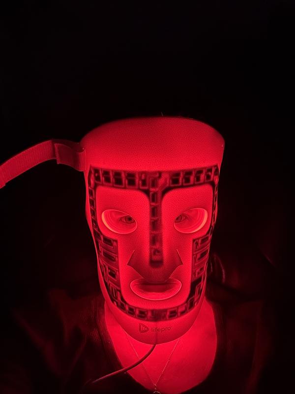 Customer carousel item 6.