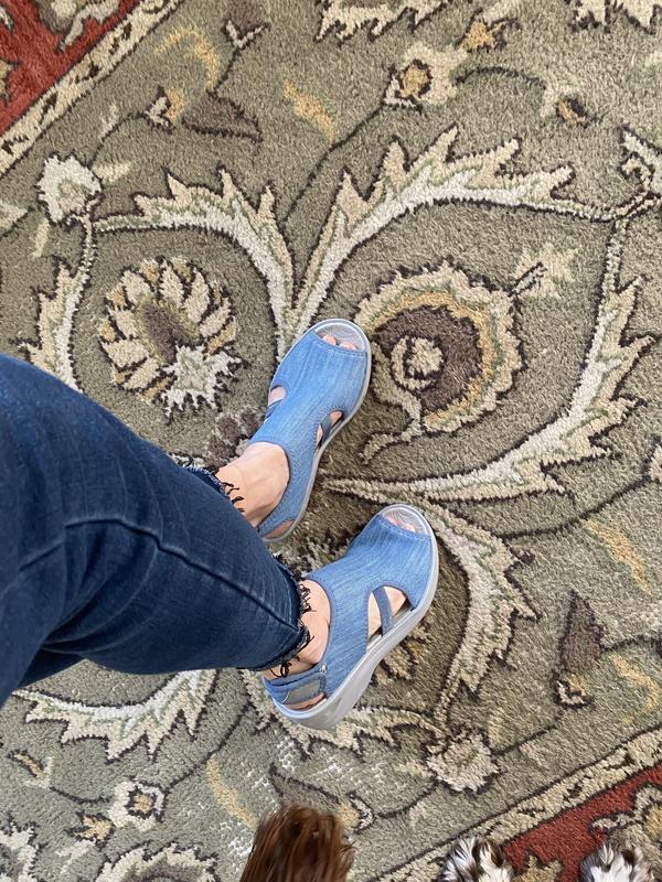 Wear with jeans, dress they go with everything:)