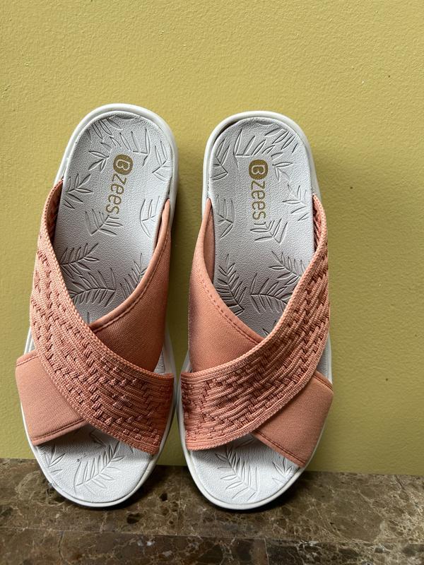 Sundance sandal brown