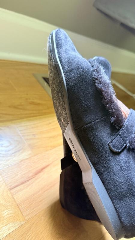 Customer photo for "Comfy but ugly"