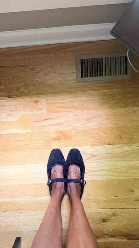 Customer photo for "Comfy but ugly"