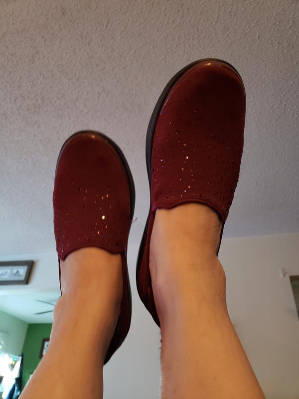 My feet are up in the air because they're happy!!