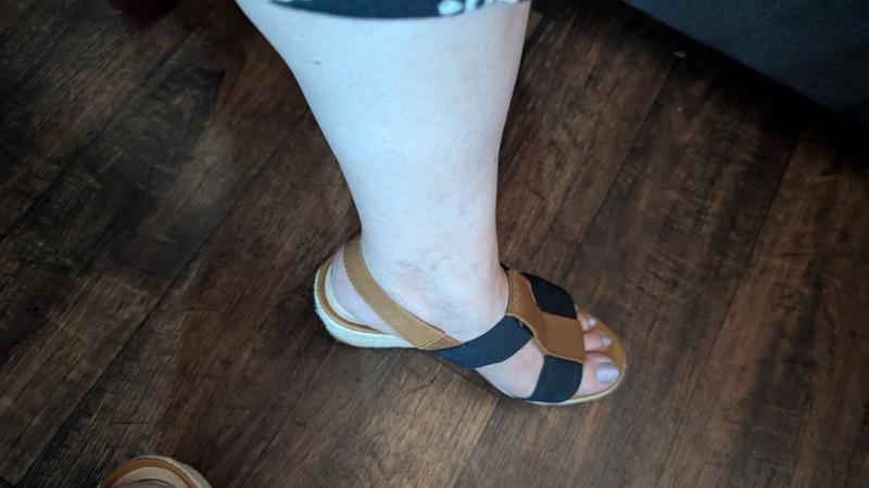 Review Thumbnail Image 0 345147842