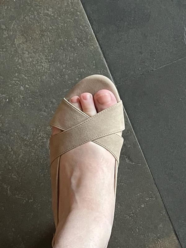 Review Thumbnail Image 0 379963393