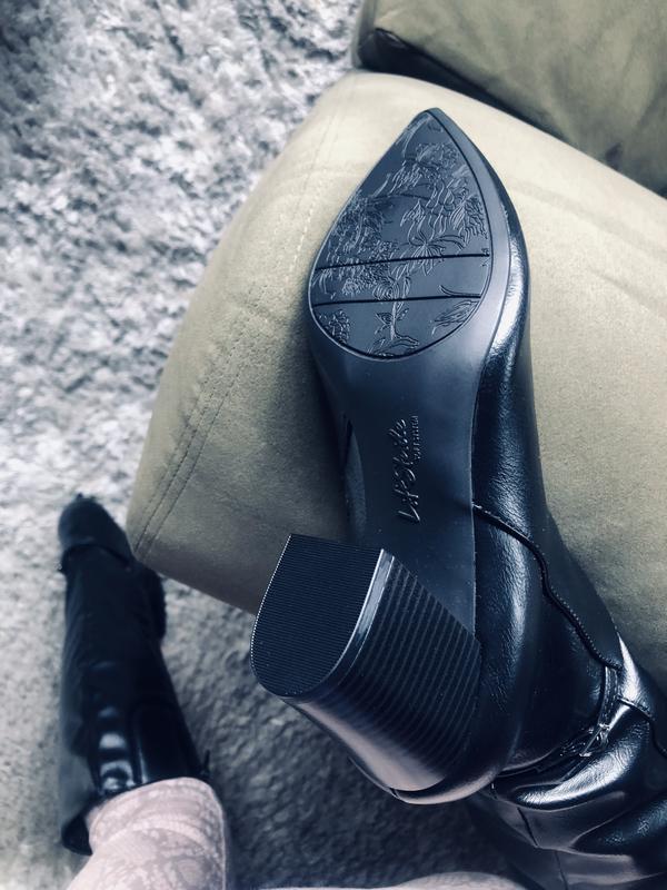 Although the design is beautiful, there is virtually no traction for safety.