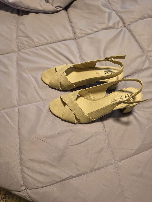 Review Thumbnail Image 0 380107703