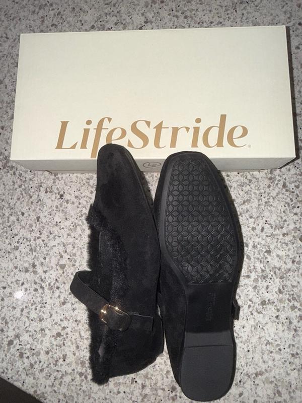 Customer photo for "Cute and Comfortable!!"
