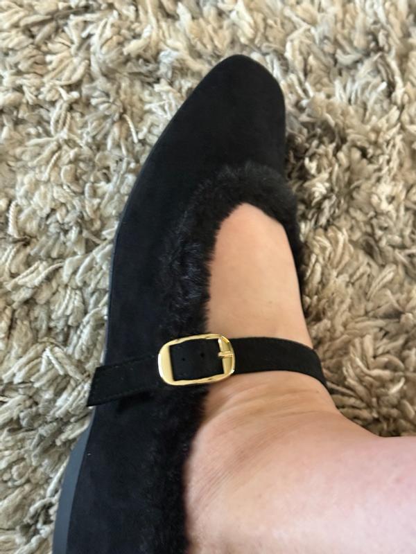 Customer photo for "Cute and Comfortable!!"