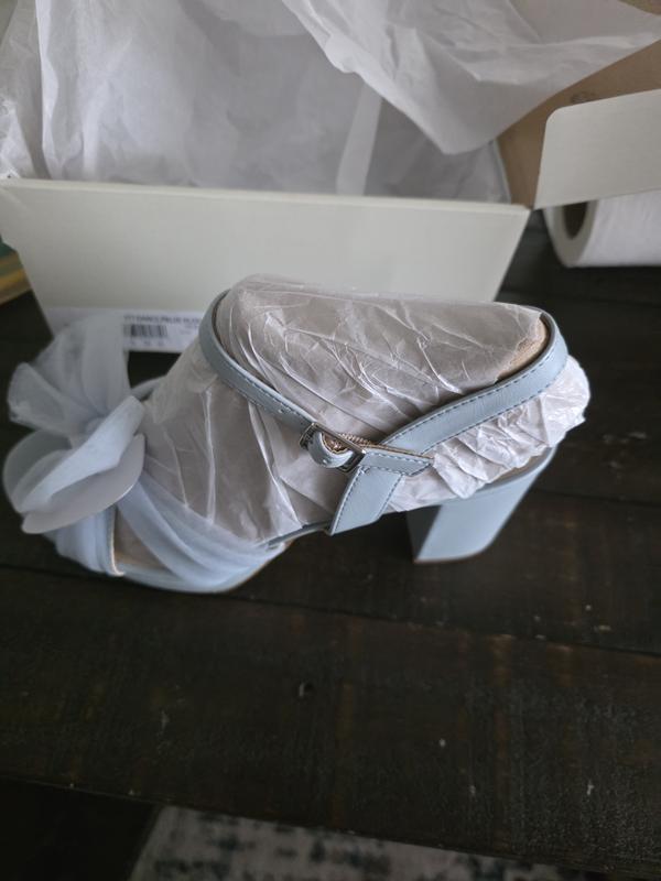 Review Thumbnail Image 0 385303801