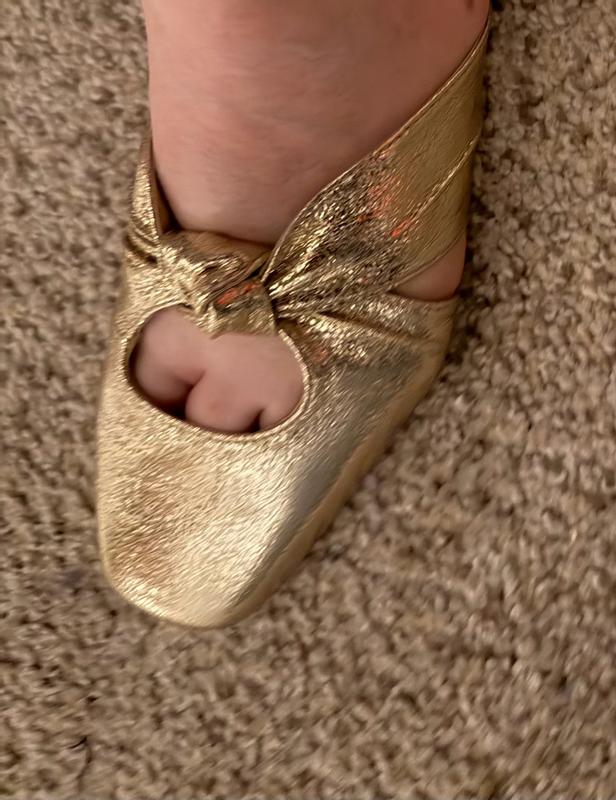 Review Thumbnail Image 0 382907323