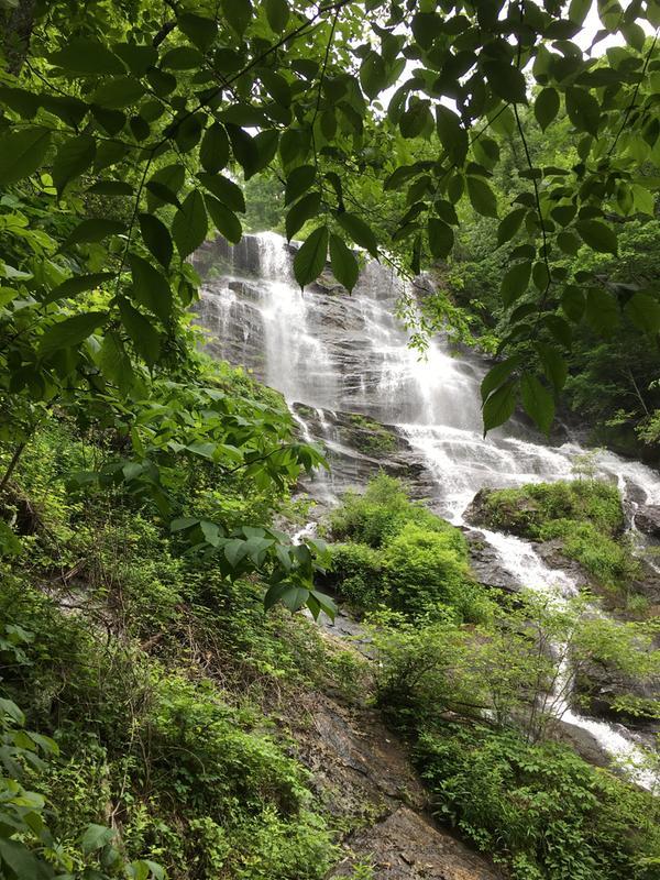 "strenuous" hike-walk in Bzees slip on shoes, Appalachan Trail approachj