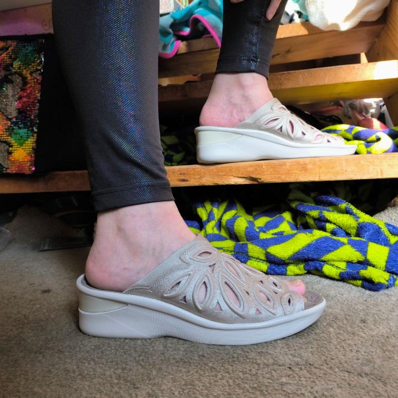 Customer carousel item 1.