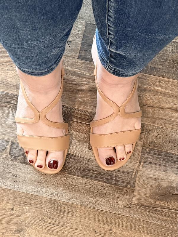 Review Thumbnail Image 1 378687712