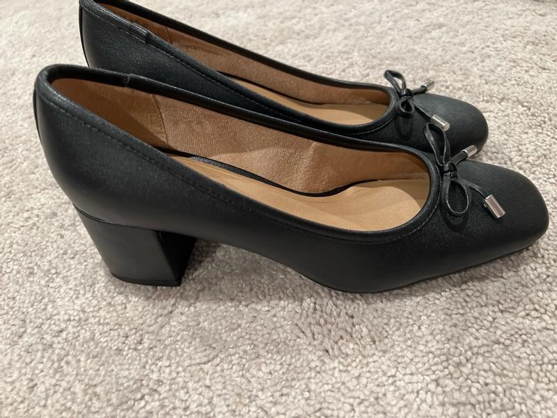 Customer photo for "Very nice pair of shoes"