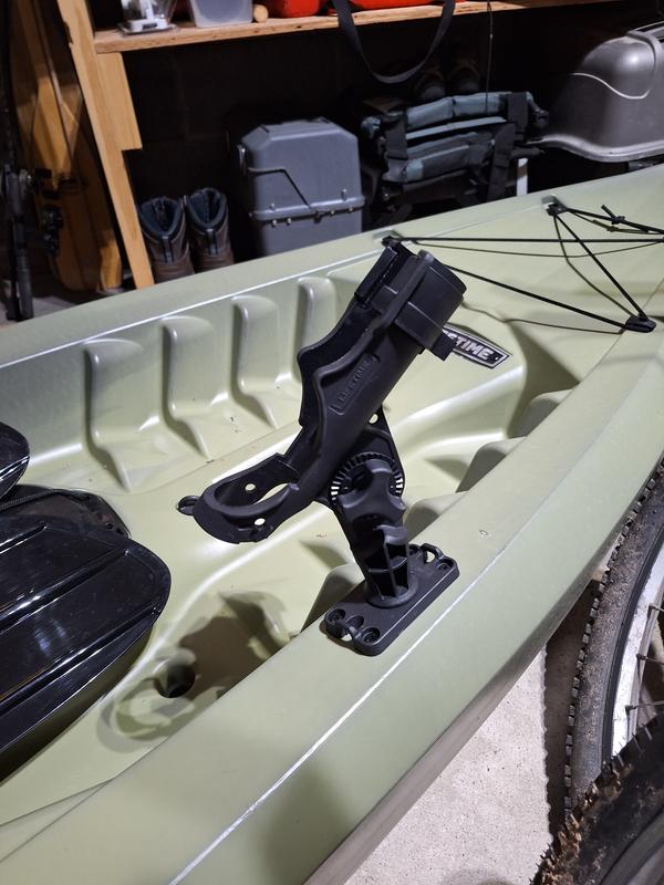 Triple threat rod holder