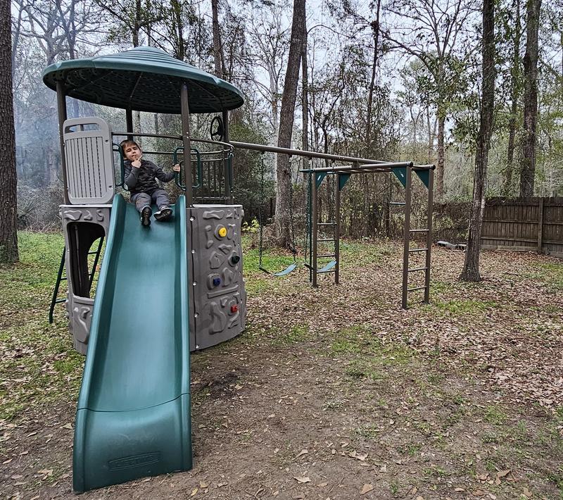 Lifetime adventure tower playset deals with spider swing