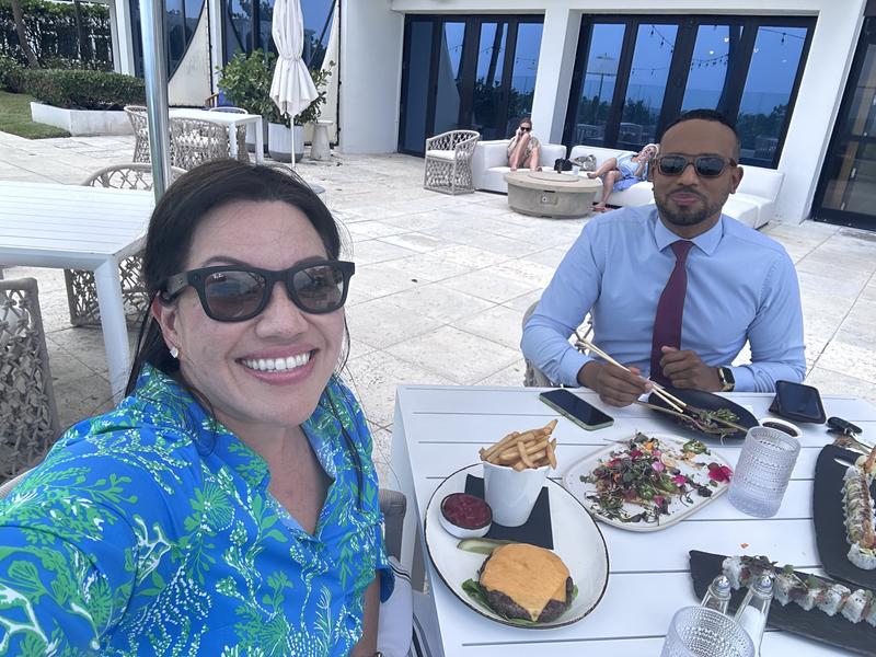 Review Thumbnail Image 0 252278094