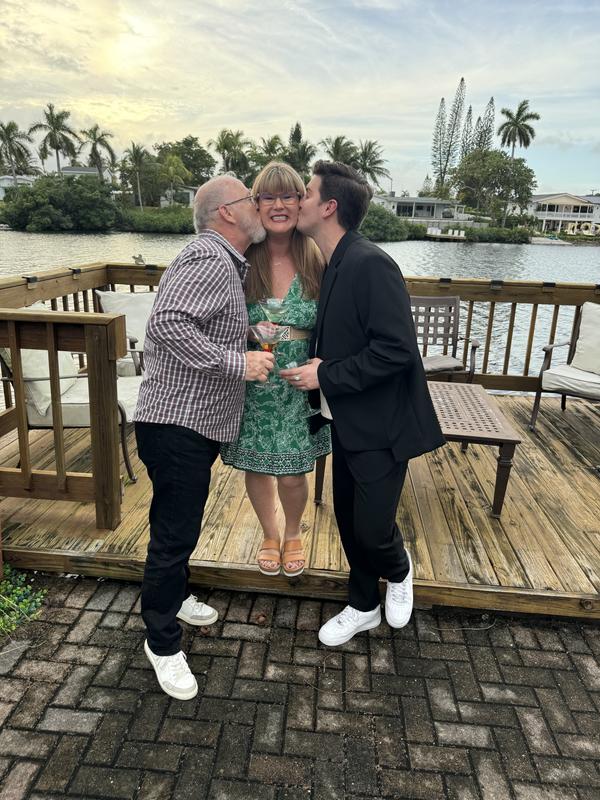 Review Thumbnail Image 0 269236894