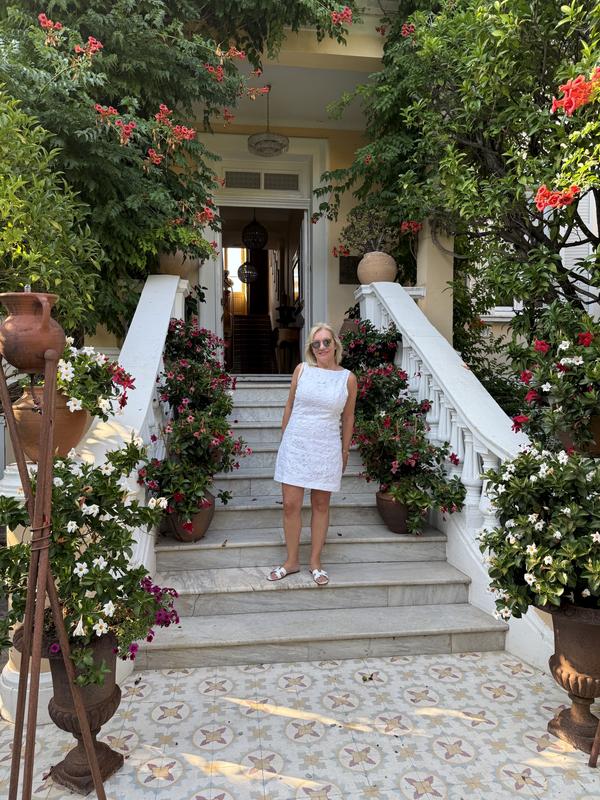 Review Thumbnail Image 0 266964087