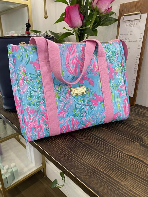 Lilly Pulitzer Cute Lunch Bag for Women, Large Capacity Insulated Tote Bag,  Blue Mini Cooler with Storage Pocket and Shoulder Straps, Cabana Cocktail