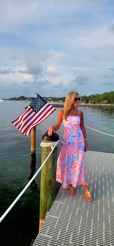 Customer photo for "Feminine and fun!"
