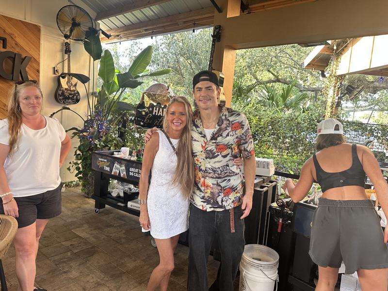 Review Thumbnail Image 0 267150248