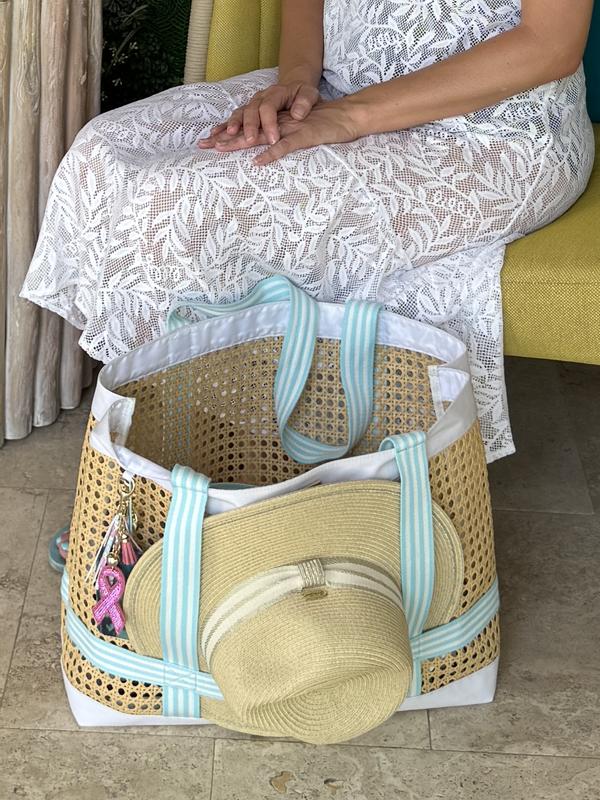 Beach Hat Tote Bag | Multi | Lilly Pulitzer display picture 3