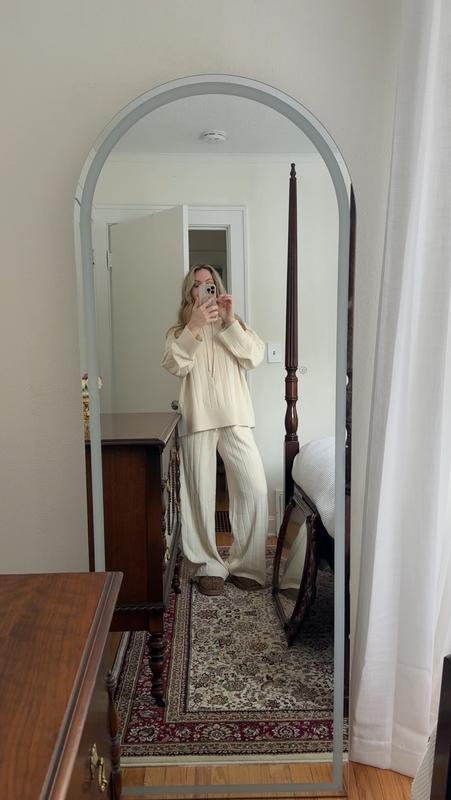 Review Thumbnail Image 1 377645593