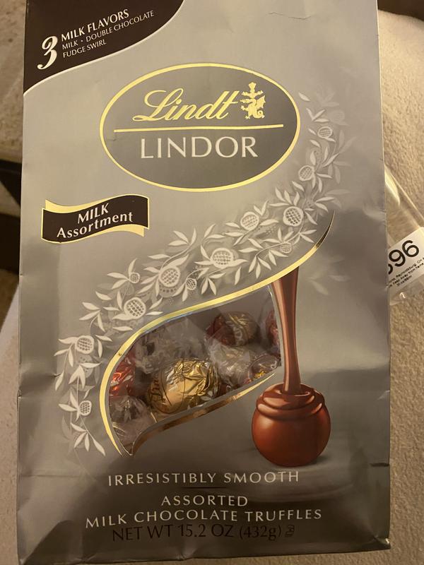 Lindt Lindor Milk Assorted Chocolate Candy Truffles - 15.2 Oz