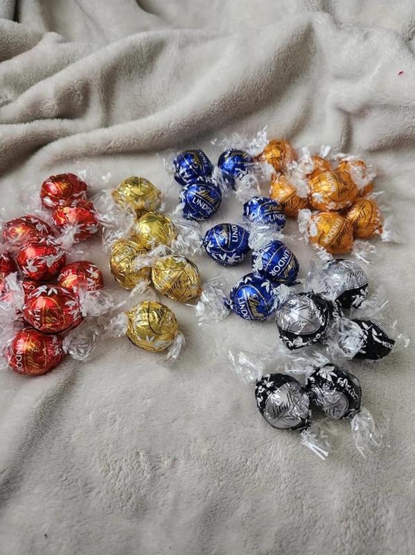 Lindt LINDOR Assorted Chocolate Candy Truffles, Chocolate with