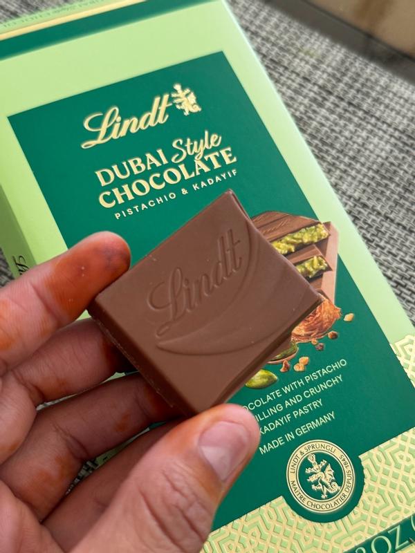 Lindt Dubai Style Milk Chocolate Candy with Pistachio & Kadayif