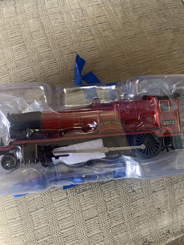 Lionel harry potter hogwarts best sale express train set with bluetooth