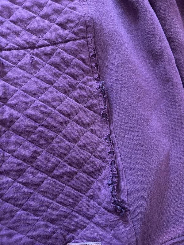 Customer photo for "Looks and fits great, but poor quality"