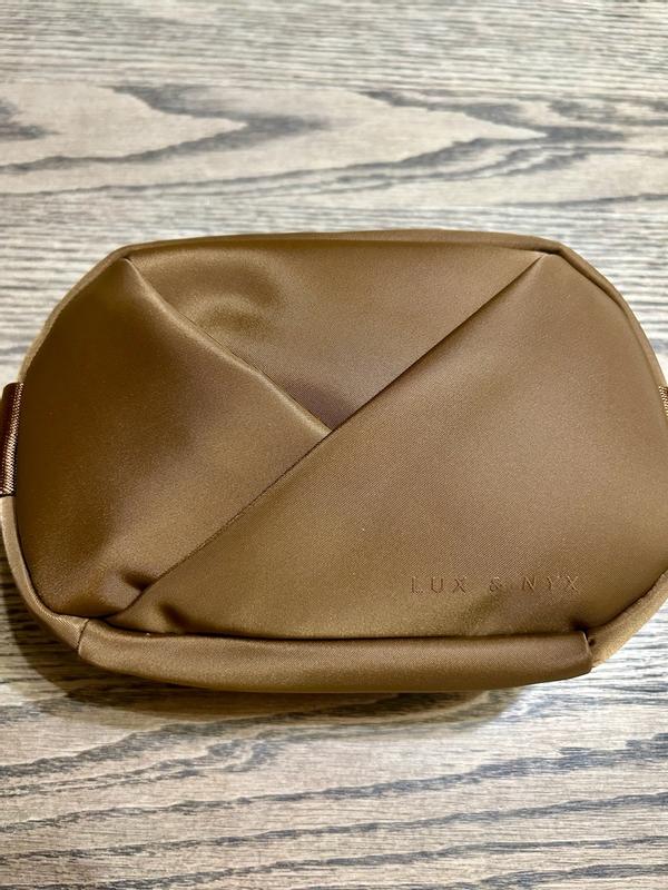 Customer carousel item 7.