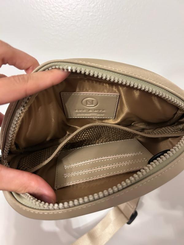 Customer photo for "Overall nice bag"