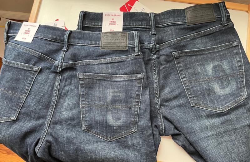 Customer photo for "Love these. Hate the defect they apparently all have"