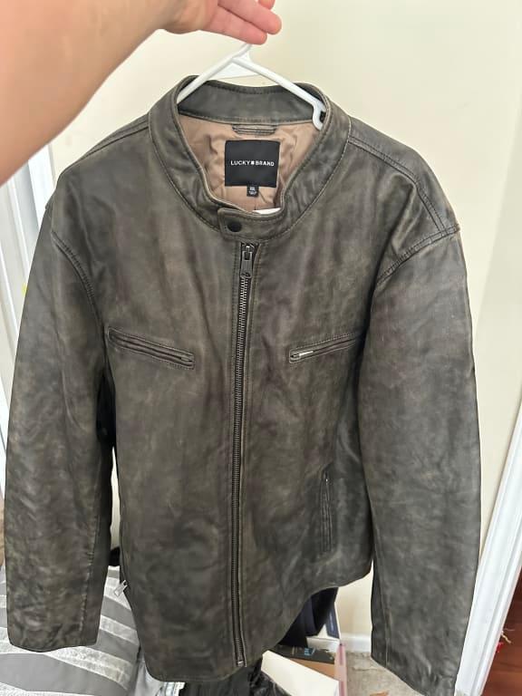 Customer photo for "Great material and fit I love it."