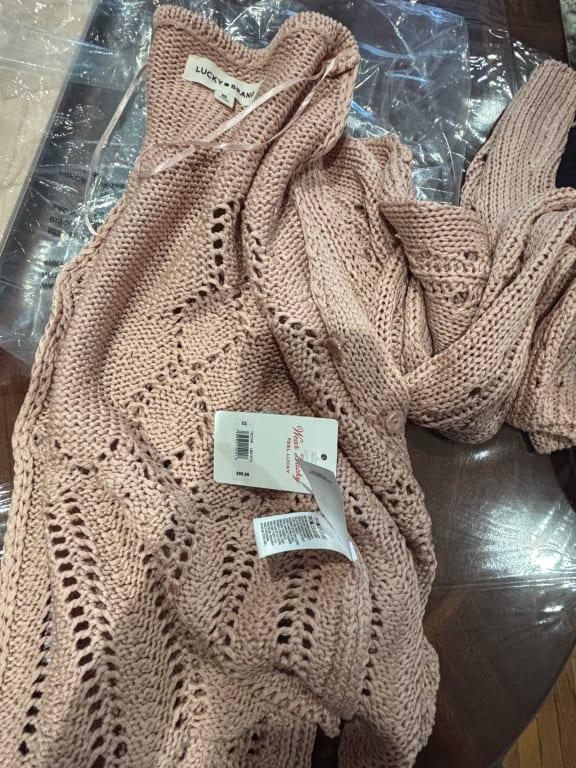 Review Thumbnail Image 1 379930542