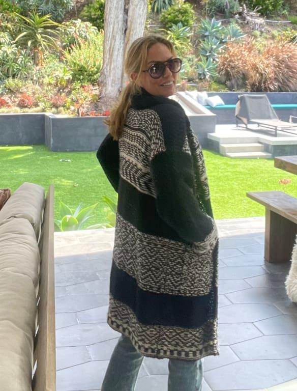 Review Thumbnail Image 0 264680684