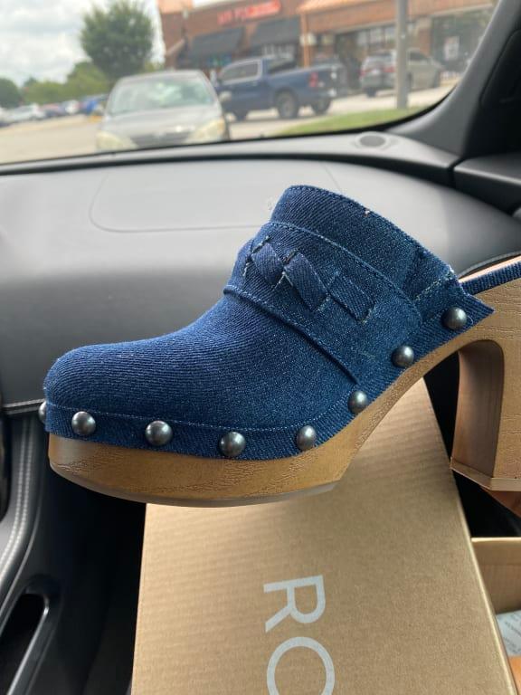 Review Thumbnail Image 0 264707014