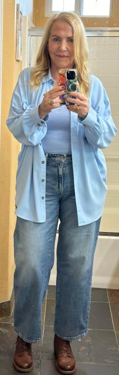 Out for lunch in the most comfortable thing I own, my Lucky baggies.