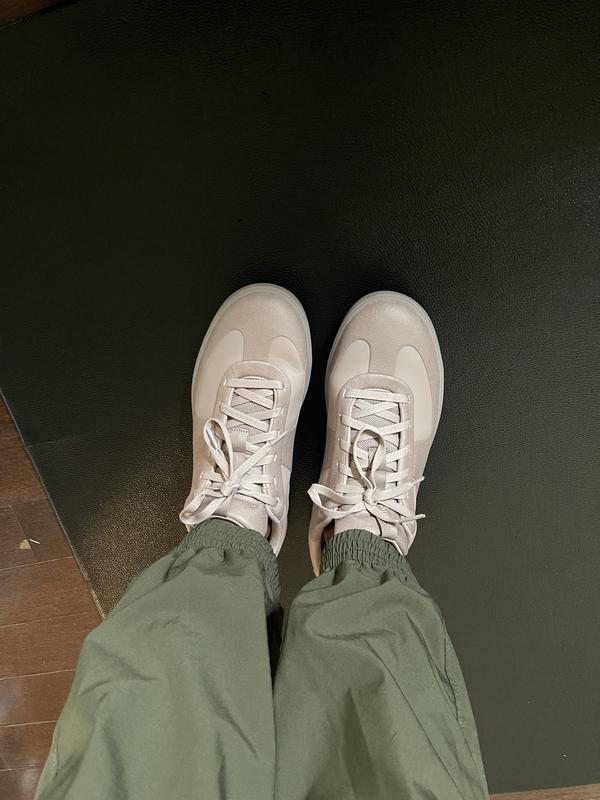 【ルルレモン】ウィメンズ シティバース スニーカー Cityverse Women's Cityverse Sneaker | Women's Shoes | lululemon
