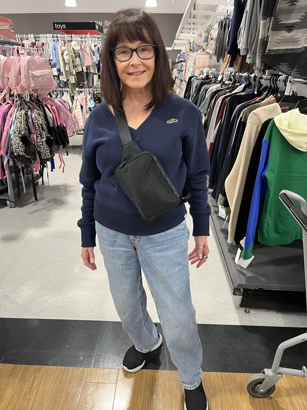Casual easy for shopping, love it.